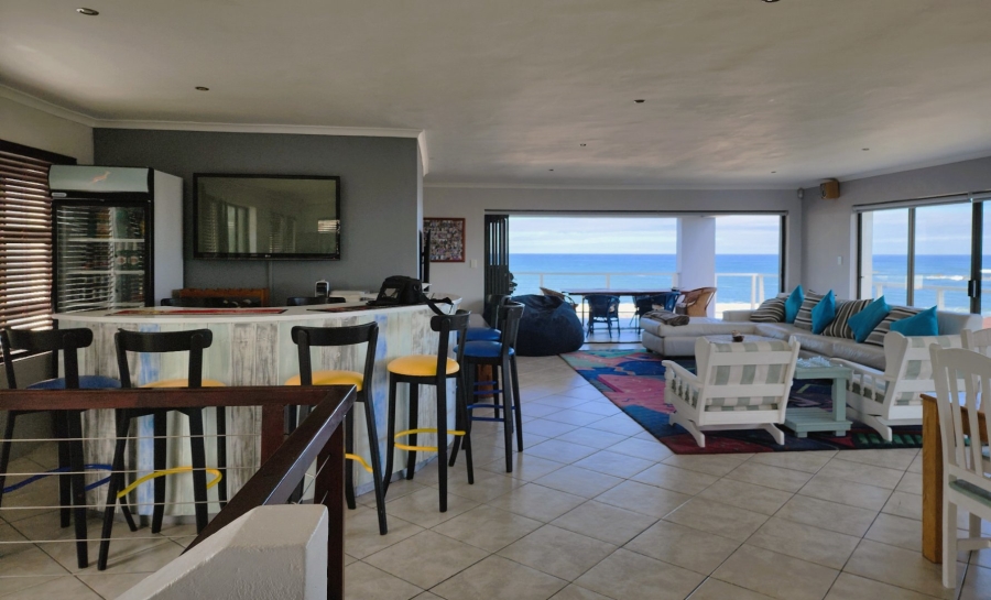 6 Bedroom Property for Sale in Kleinbaai Western Cape